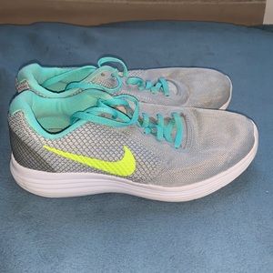 Nike shoes